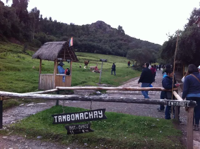 Entrada a Tambomachay