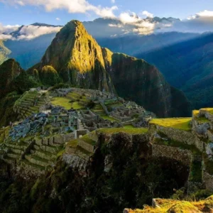 Classic Inca Trail Trek to Machu Picchu (4 Days)