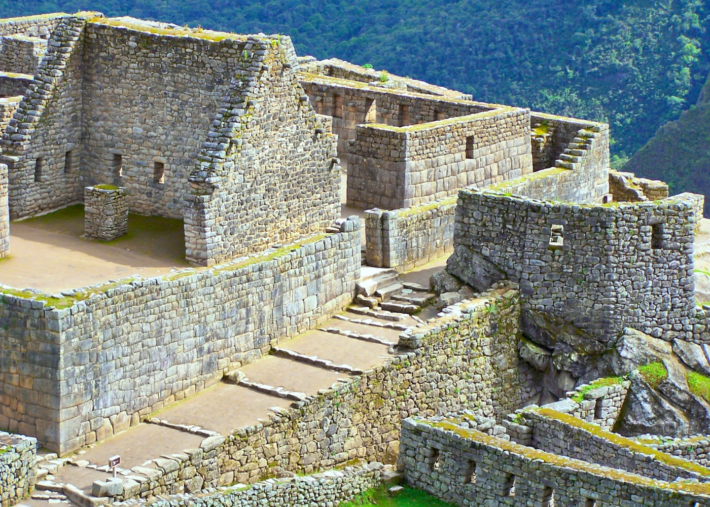 Machu Picchu by Train from Cusco (1 Day) 4